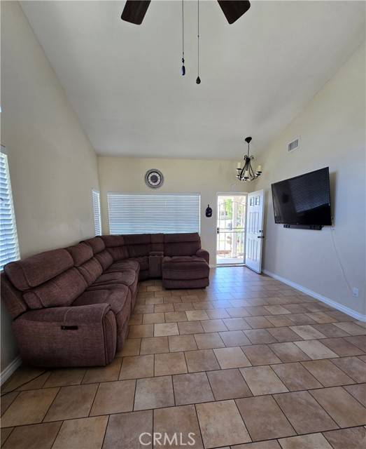 Lake Elsinore, CA 92530,29333 Breakwater Street