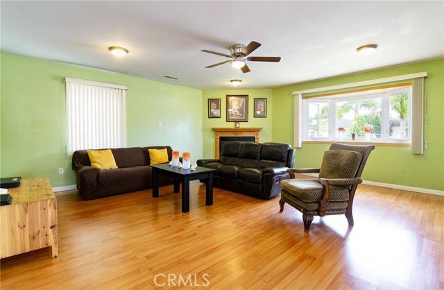 Whittier, CA 90606,10934 Balfour Street