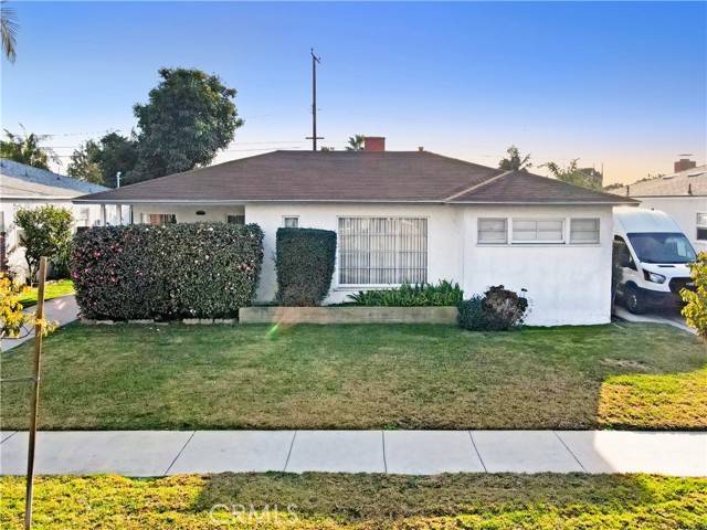 Downey, CA 90241,7524 Adwen Street