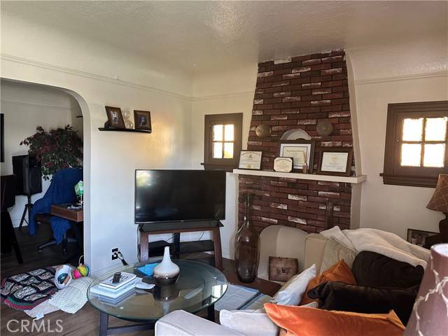 Los Angeles, CA 90044,11233 Van Buren Avenue