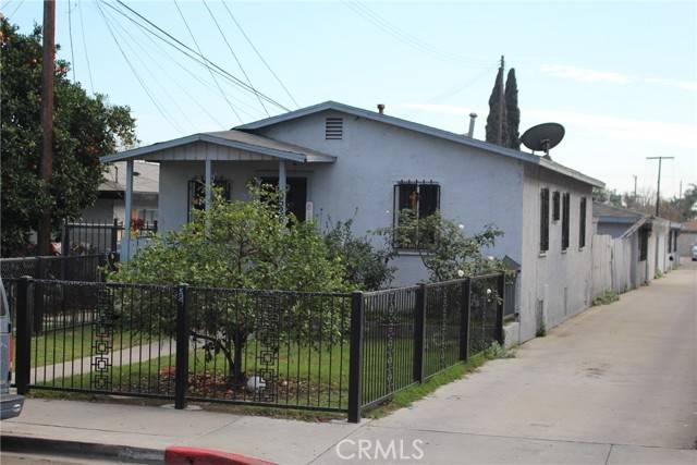 Bell Gardens, CA 90201,5526 Clara Street