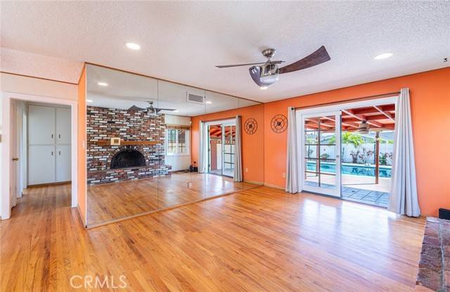 La Habra, CA 90631,2120 Wilshire