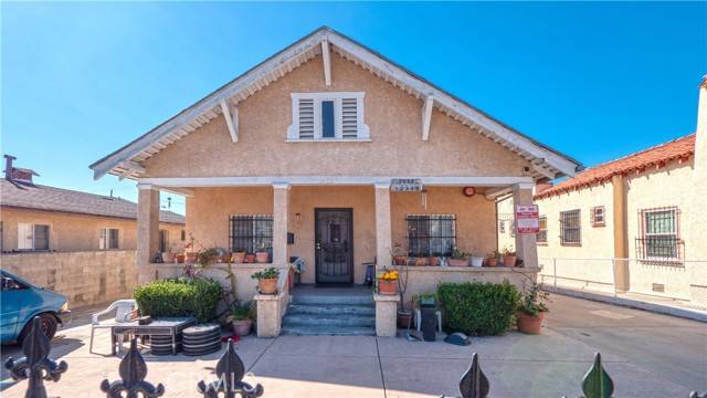 Los Angeles, CA 90033,2432 Fairmount Street