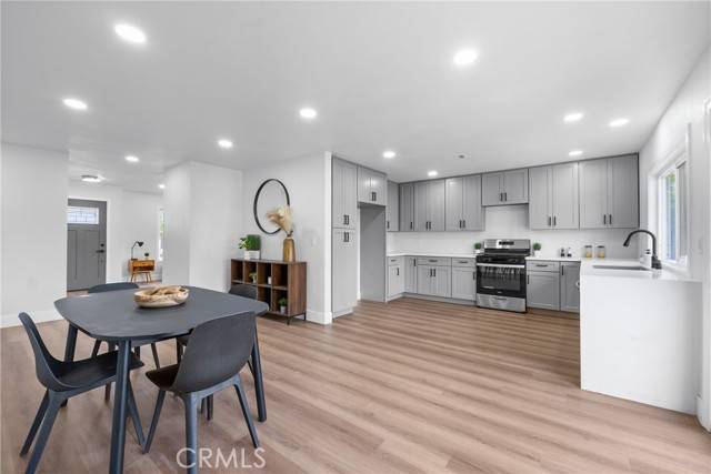 Ontario, CA 91761,1231 E Cottonwood Street