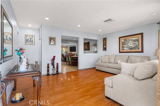 Downey, CA 90241,7738 Adwen Street