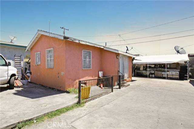East Los Angeles, CA 90023,1270 S Indiana Street