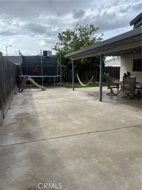 Manteca, CA 95337,889 MAGRATH AVE