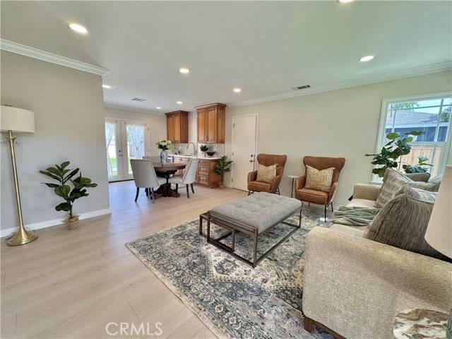 Fullerton, CA 92833,2413 W Oak Avenue