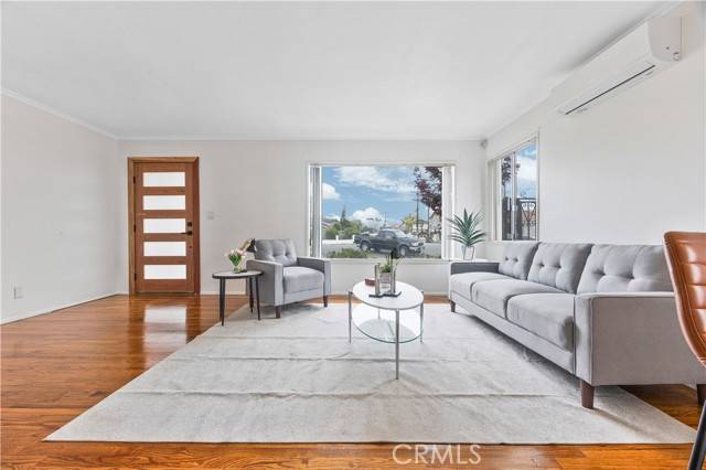 Long Beach, CA 90805,6317 Downey Avenue