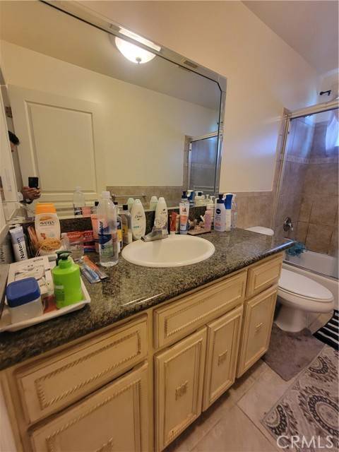 Paramount, CA 90723,8009 Rose Street