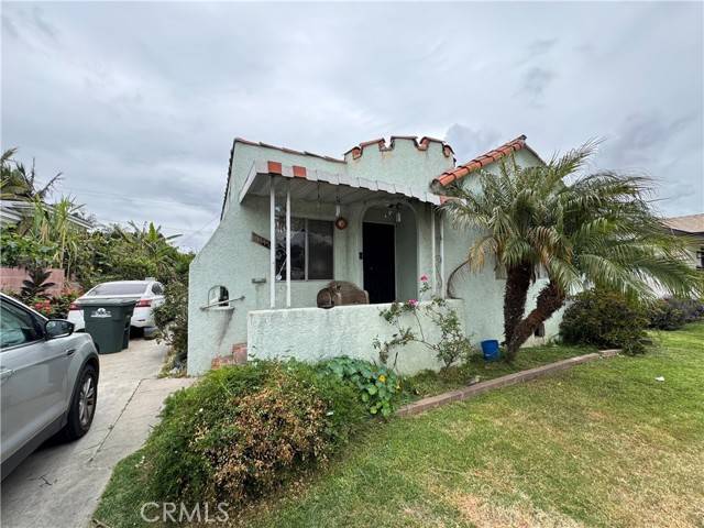 South Gate, CA 90280,10315 San Vincente Avenue