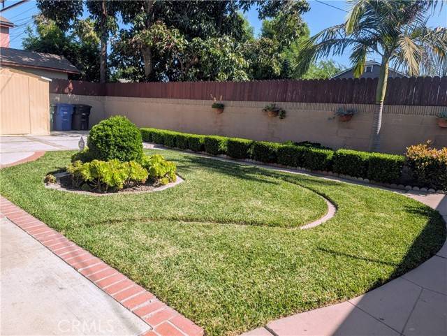 South Gate, CA 90280,2912 Santa Ana Street