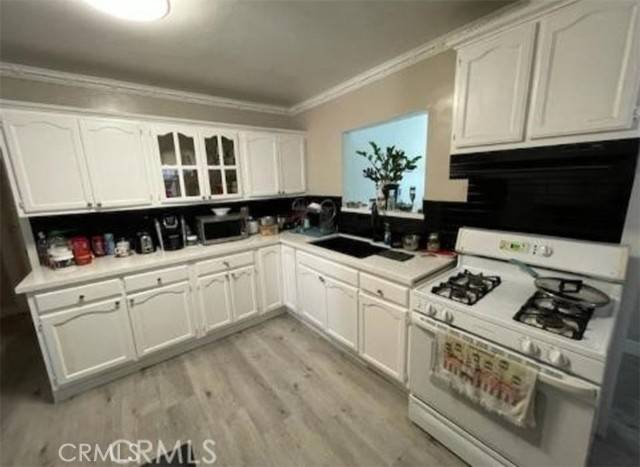 Huntington Park, CA 90255,6362 Arbutus Avenue