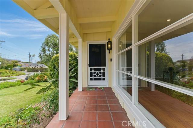 Redondo Beach, CA 90277,544 Calle Mayor