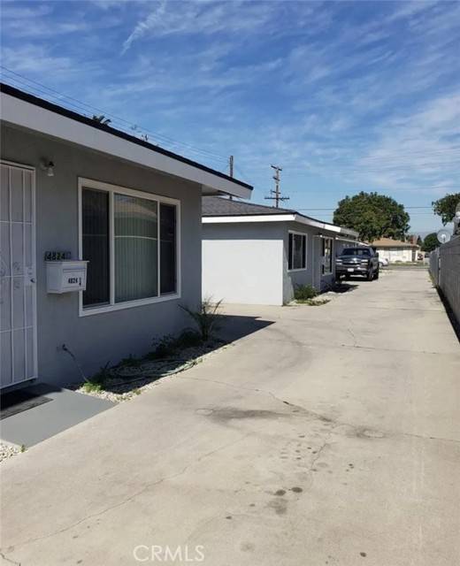 Cudahy, CA 90201,4822 Live Oak Street
