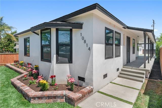 South Gate, CA 90280,10814 Saint James
