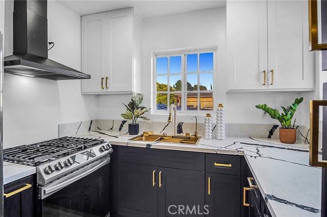 Compton, CA 90220,401 W Poplar Street