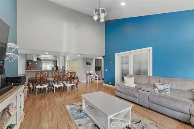 Paramount, CA 90723,6621 Caro Street #111