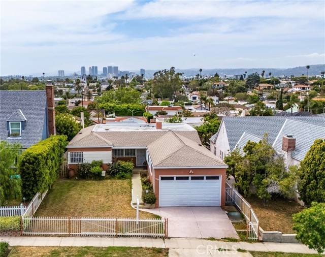 Los Angeles, CA 90019,1529 S Sierra Bonita Avenue