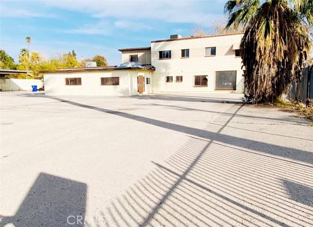 San Bernardino, CA 92401,338 W 7th Street