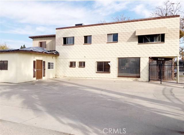 San Bernardino, CA 92401,338 W 7th Street