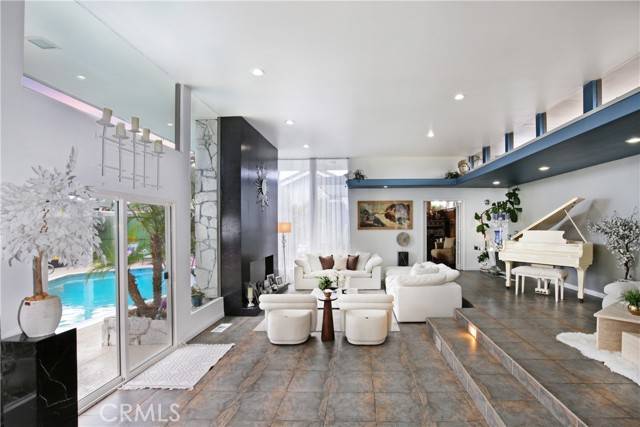 Downey, CA 90241,8434 Quinn Street