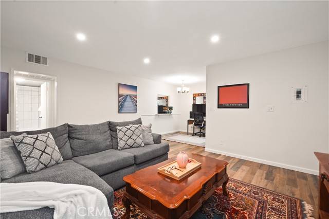 Pasadena, CA 91107,1015 N Michillinda Avenue #104