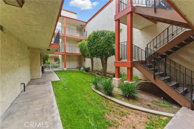 Long Beach, CA 90807,4591 Orange Avenue #306