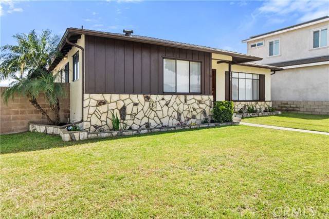 Norwalk, CA 90650,11676 Chesterton ST