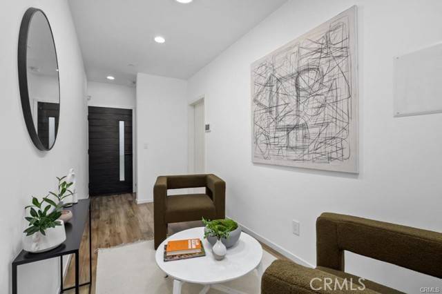 Los Angeles, CA 90029,4136 Normal Avenue #1/2