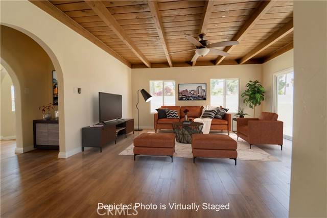 Downey, CA 90241,7801 2nd Street