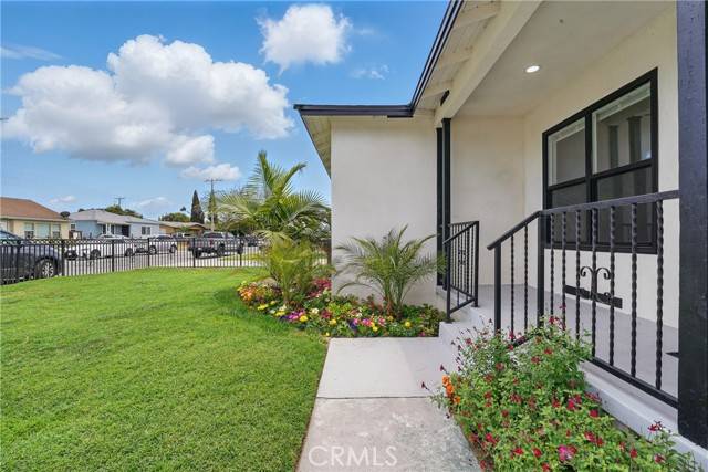 Compton, CA 90221,611 S Thorson Avenue