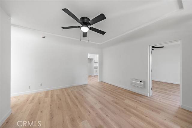 Los Angeles, CA 90003,407 W 107th Street