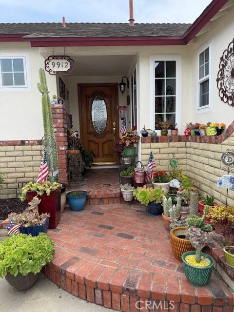 Bellflower, CA 90706,9912 Muroc Street