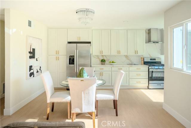 North Hollywood, CA 91605,8213 Ethel Avenue