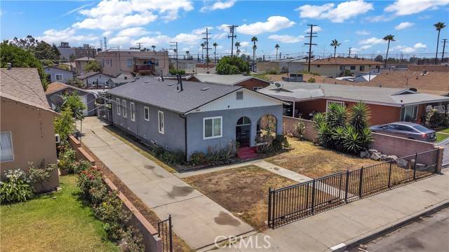 Los Angeles, CA 90022,746 School Avenue