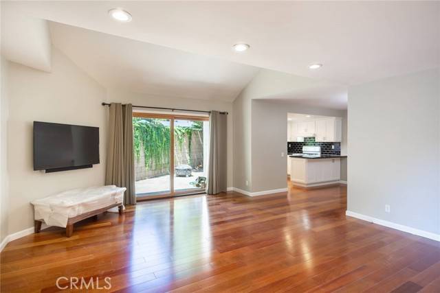 Monrovia, CA 91016,815 S California Avenue #J