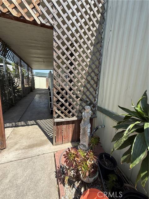 Paramount, CA 90723,16707 Garfield Ave #1414