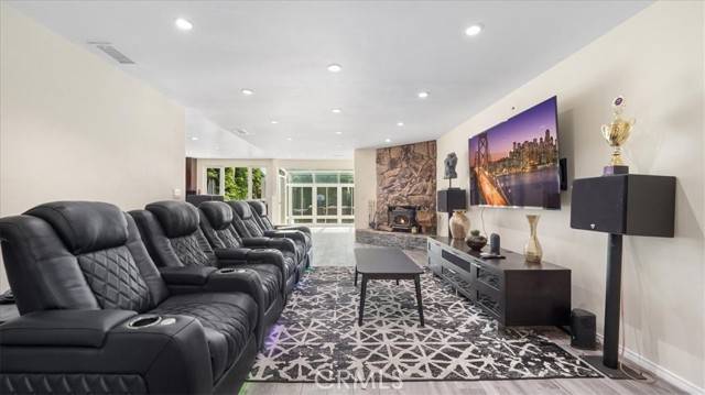 Hawthorne, CA 90250,5026 W 119th Street