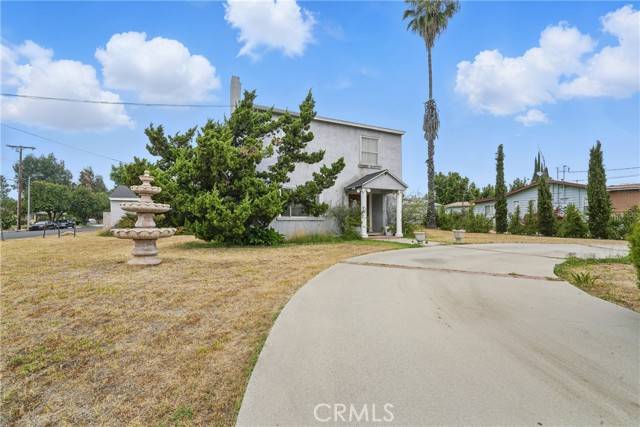 Panorama City, CA 91402,13321 Reedley Street