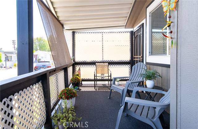 Placentia, CA 92870,161 E Orangethorpe #9