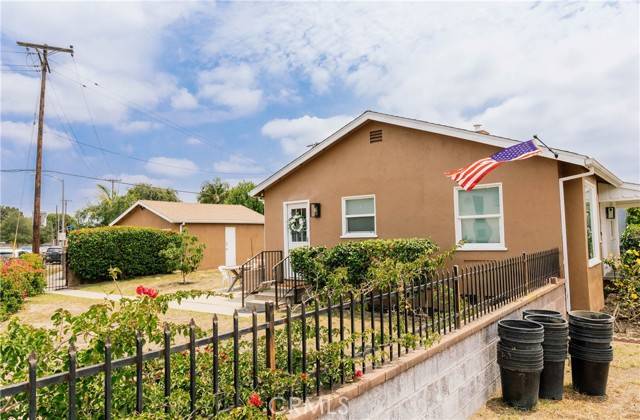 South Gate, CA 90280,11304 Oklahoma Ave