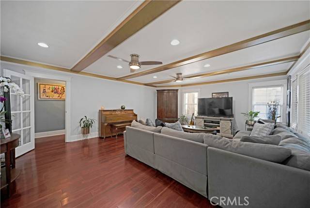 Los Angeles, CA 90016,1914 S West View Street