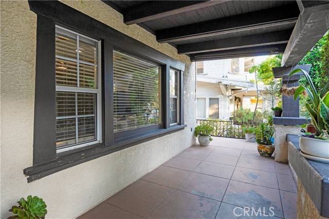Los Angeles, CA 90016,1914 S West View Street