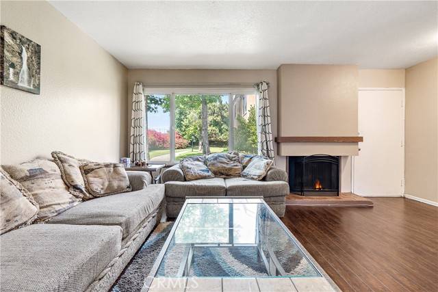 Orange, CA 92865,101 W Riverdale Avenue #23