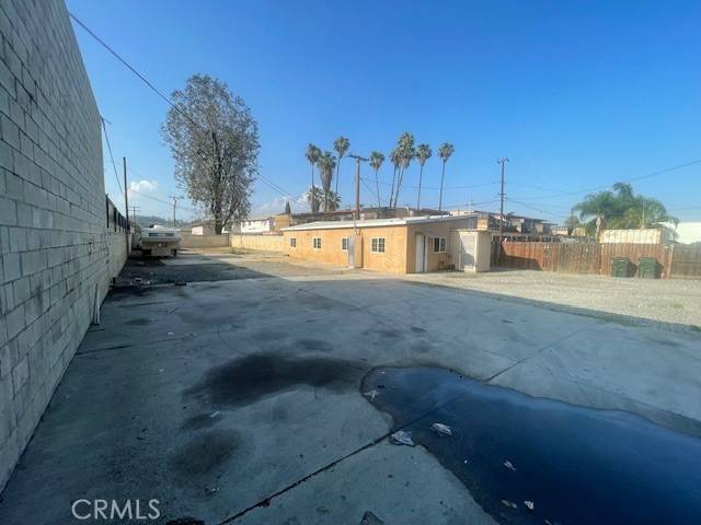 Pomona, CA 91768,1531 W Holt Avenue