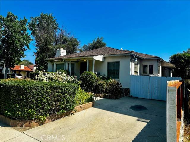 North Hollywood, CA 91601,10802 Morrison Street