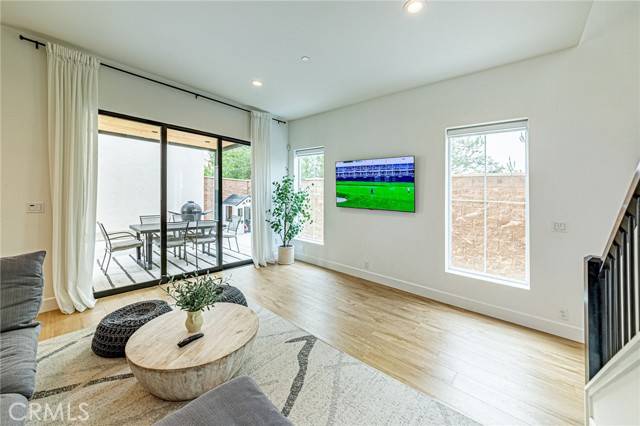 Porter Ranch, CA 91326,20754 W Bur Oak Circle