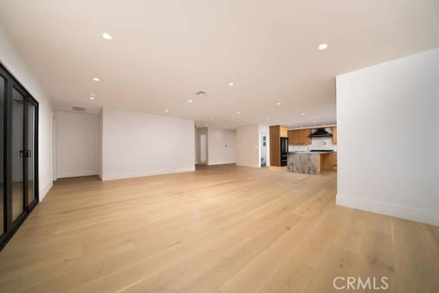 Downey, CA 90241,10828 Hasty Avenue