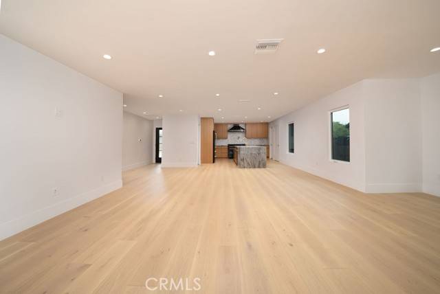 Downey, CA 90241,10828 Hasty Avenue